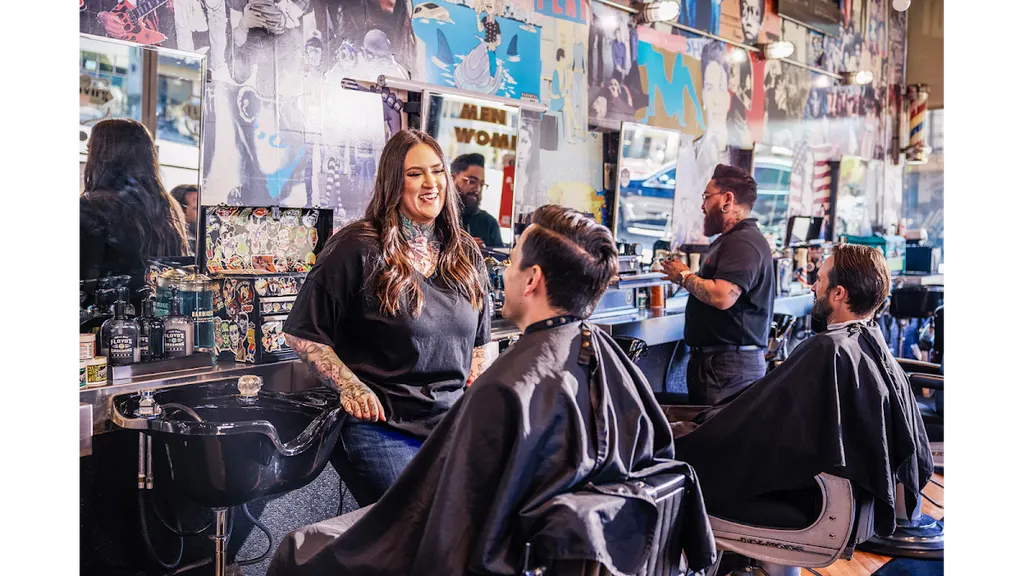 Floyd's 99 Barbershop — Barber shop in Oviedo
